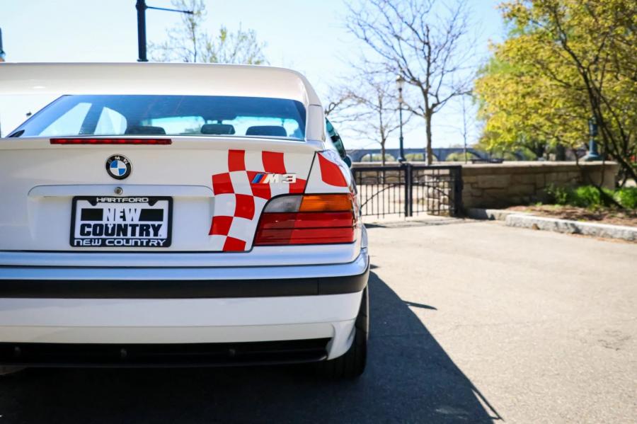  BMW M3 Lightweight (E36) 1995 года  (US) (фото 11 из 58)